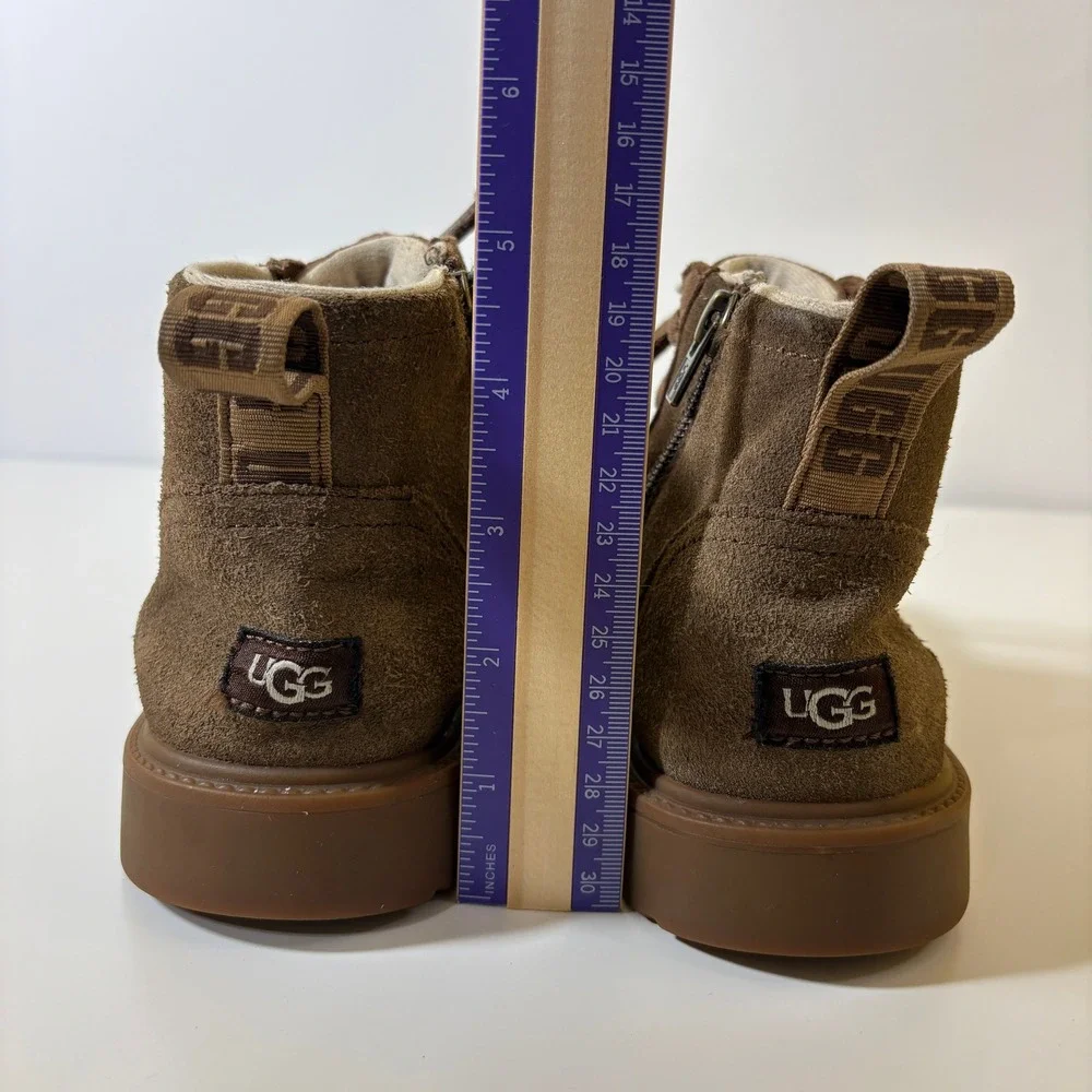 UGG Kids Chelham Moc‎ Toe Clima Moda Suede Lug Sole Boots Size 2 Brown Unisex